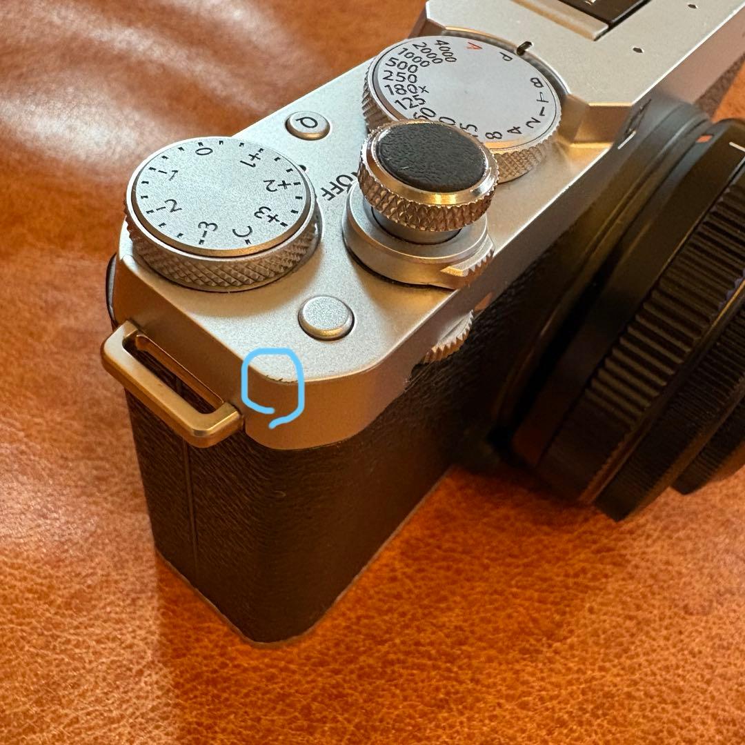 Fujifilm X-E4 XF27mmF2.8 R WR レンズ、箱付き