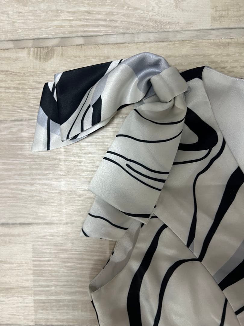 GINZA COUTURE エルケイ　肩リボンフィッシュテールワンピース♡