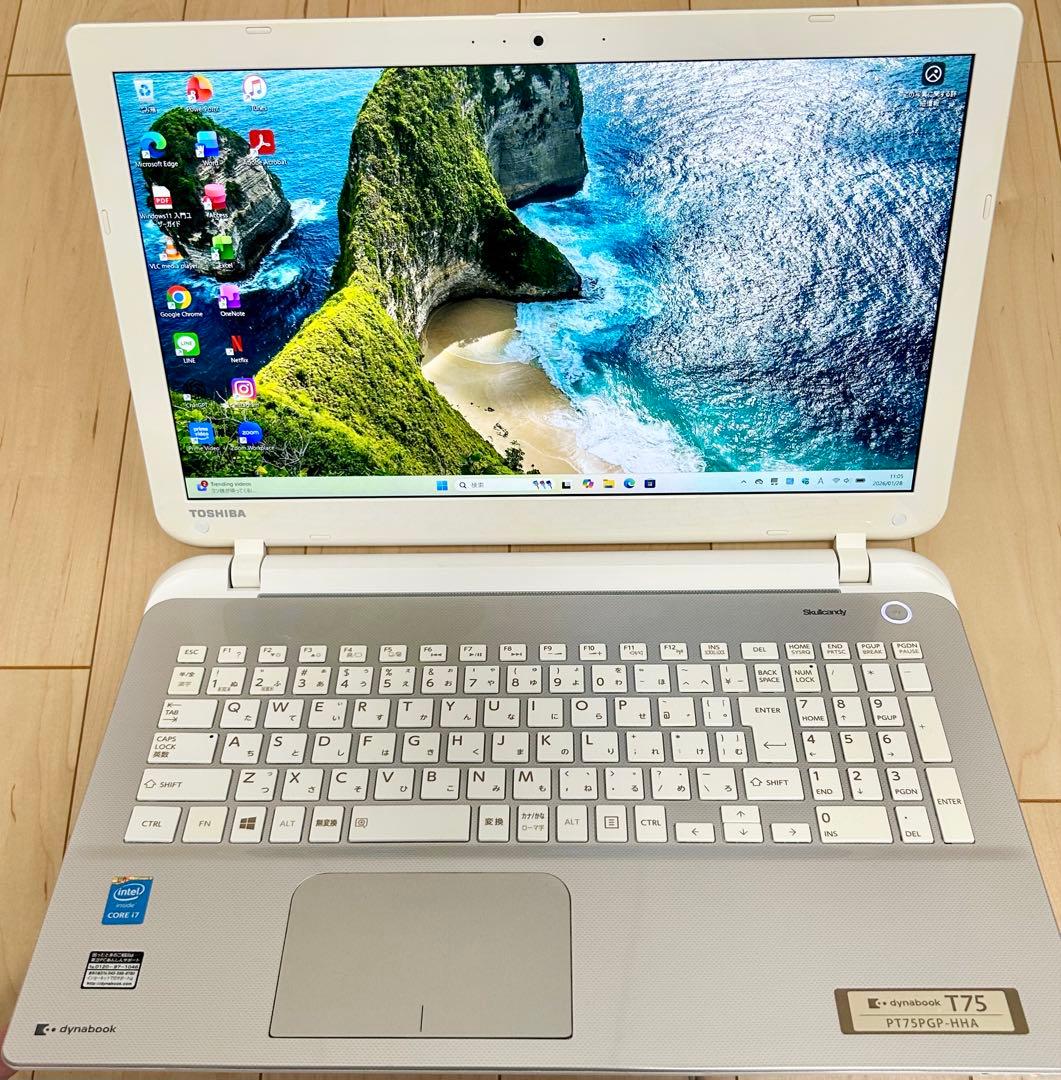 東芝 ダイナブック Corei7 8GBメモリー 500GB SSD オフィス