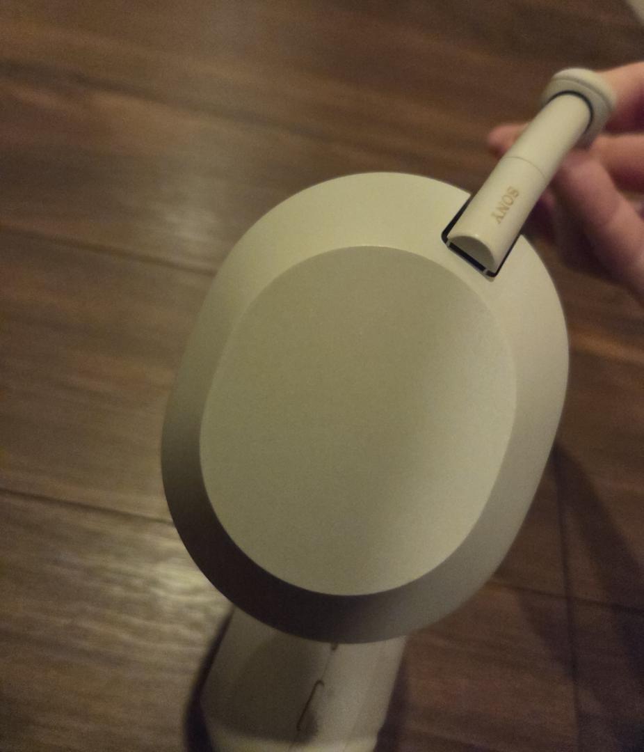 ワイヤレスノイキャンヘッドセット WH-1000XM5 SONY