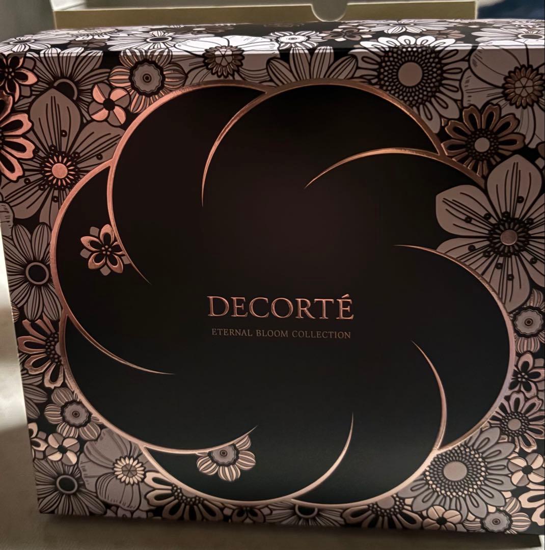【新品】コスメデコルテ クリスマスコフレ2025 エターナル ブルーム