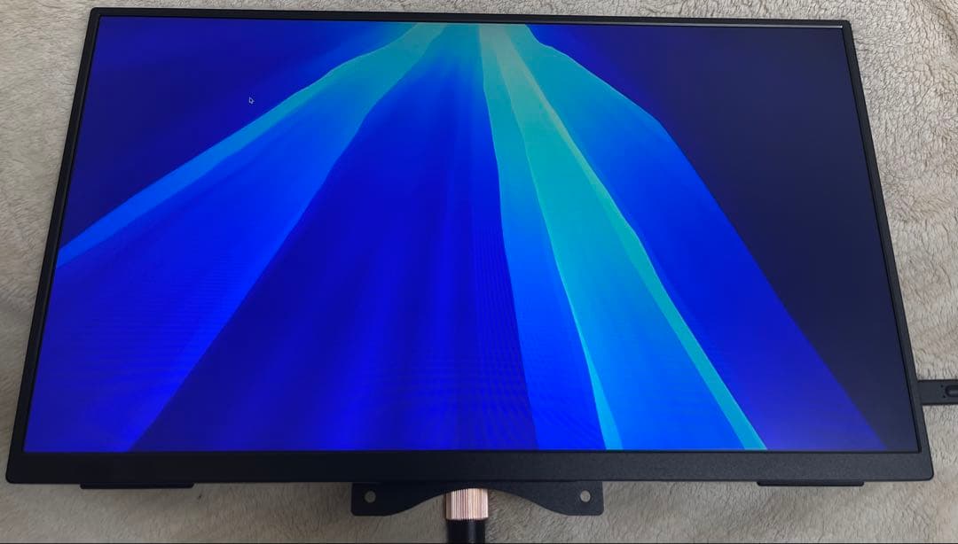 18.5インチ 1080P モニター&Anker PowerExpand 7+1