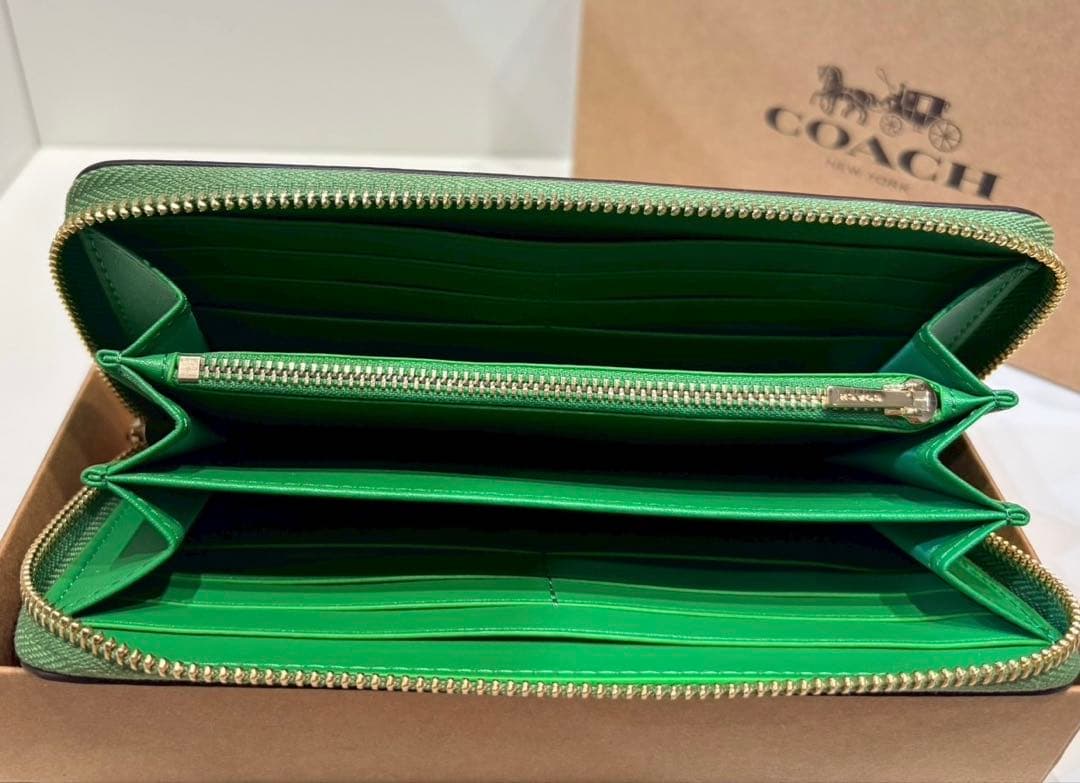 COACH コーチ　グリーン 長財布