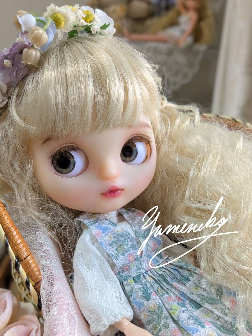 カスタムアイシードール 白いドレスと花かんむりセット 希少 半透明肌