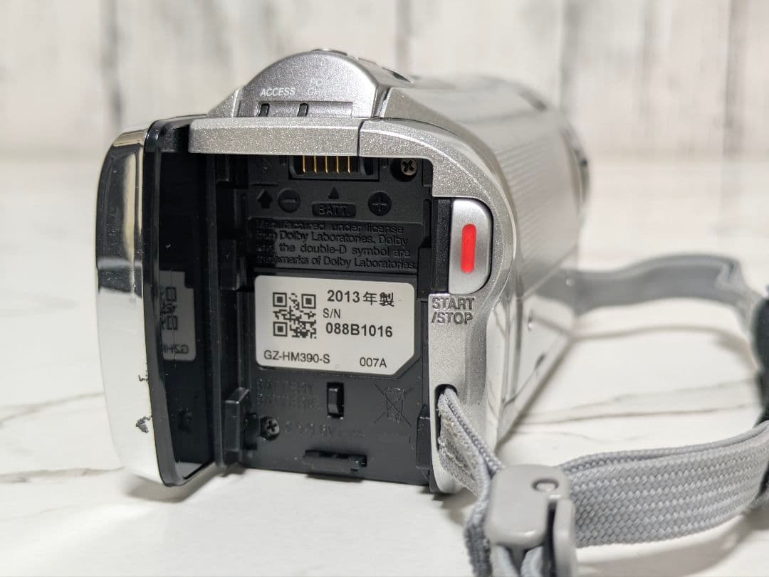 JVC　GZ-HM390　SDカード付き