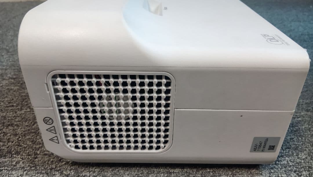 RICOH プロジェクター 本体と付属品