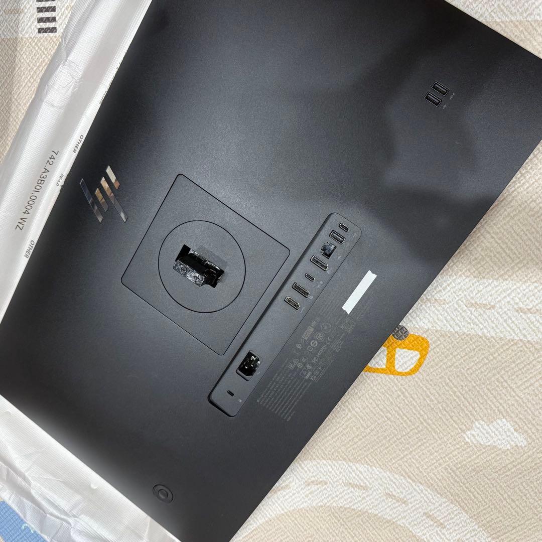 【ほぼ新品未使用品】HP E27u G5 モニター【タイプC給電可能】