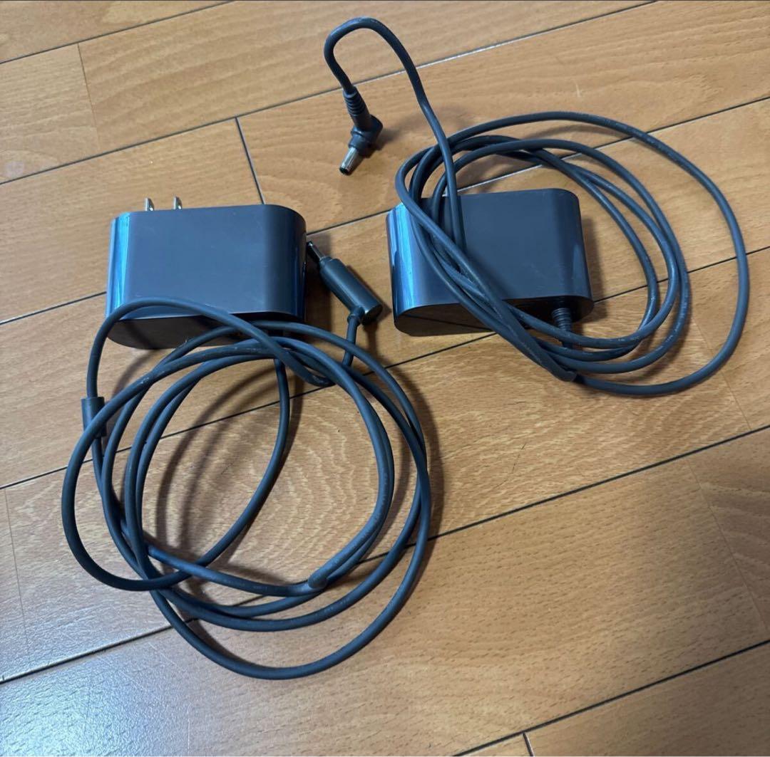 3/18迄！dysonダイソンコードレスクリーナー ジャンク本体3個付属品多数