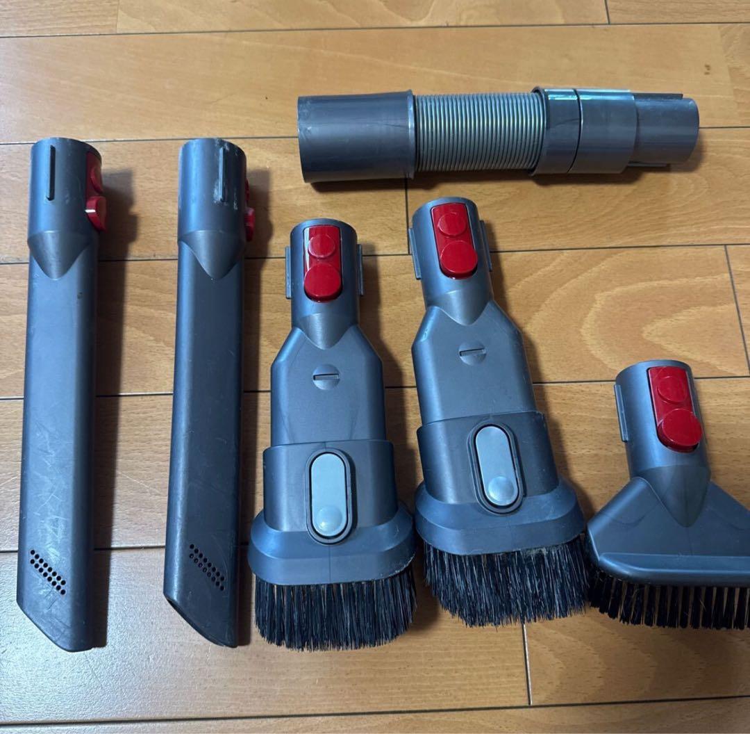 3/18迄！dysonダイソンコードレスクリーナー ジャンク本体3個付属品多数