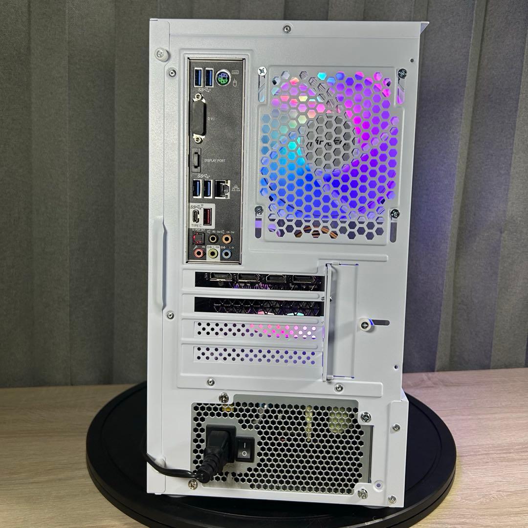 高性能 白 ゲーミングPC RTX2060 Windows11 FPSゲーム快適