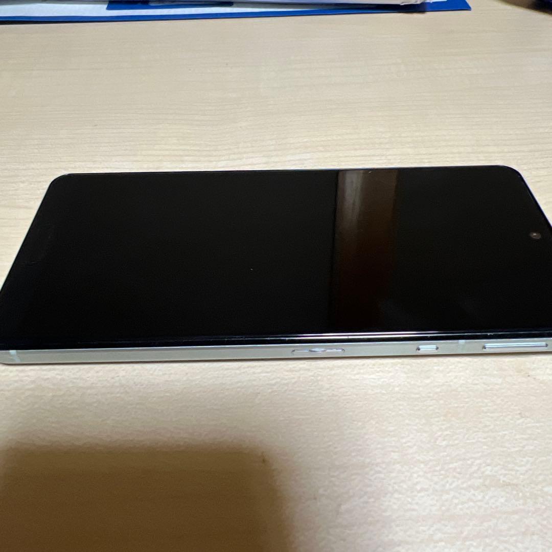 SHARP AQUOS sense 5Gスマートフォン本体 シルバー