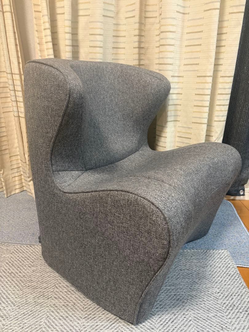 姿勢矯正用グレーのチェア　Dr.CHAIR+