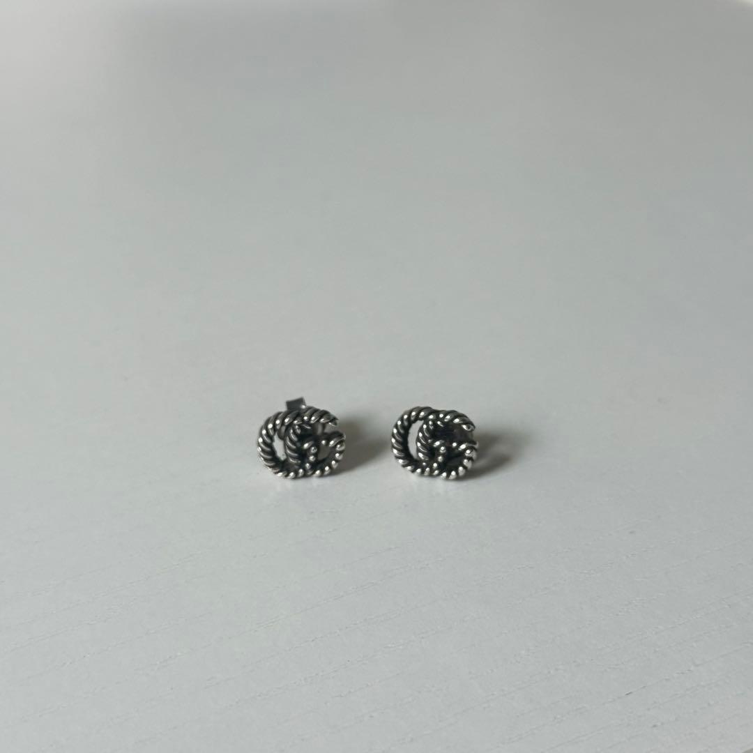 シルバー ツイストデザイン ピアス