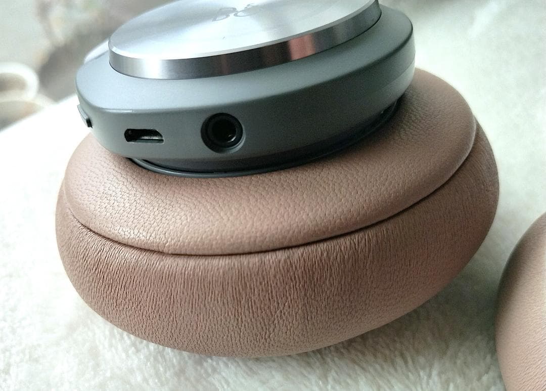 Bang & Olufsen ヘッドホン Beoplay H9