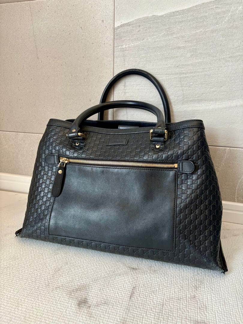 GUCCI ブラック キルティングビジネスバッグ