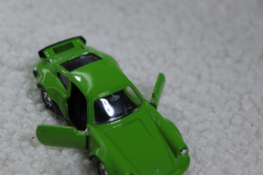 ポルシェ　930ターボ　日本製　トミカ　F1 1979 青箱