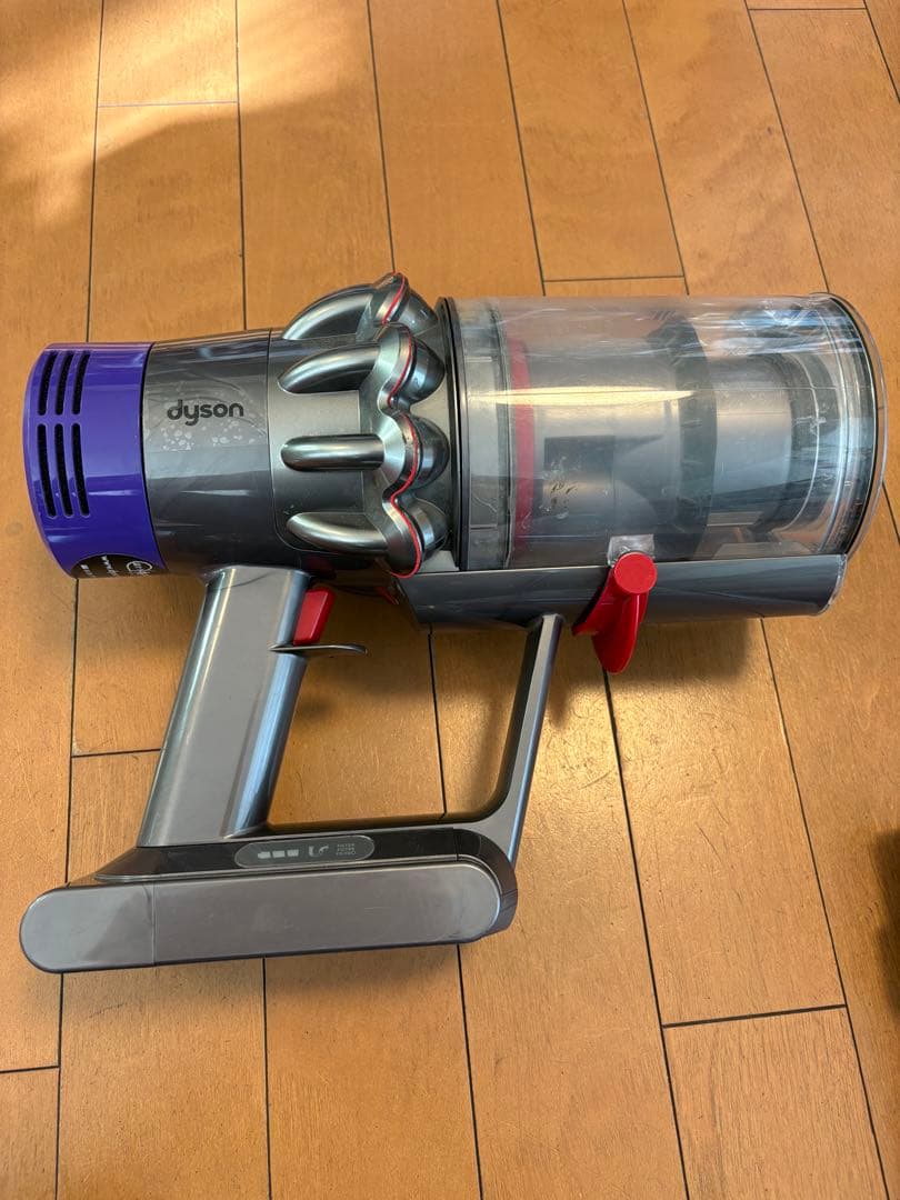 dyson スティッククリーナー 本体　SV12 付属品　現状品　動作ok