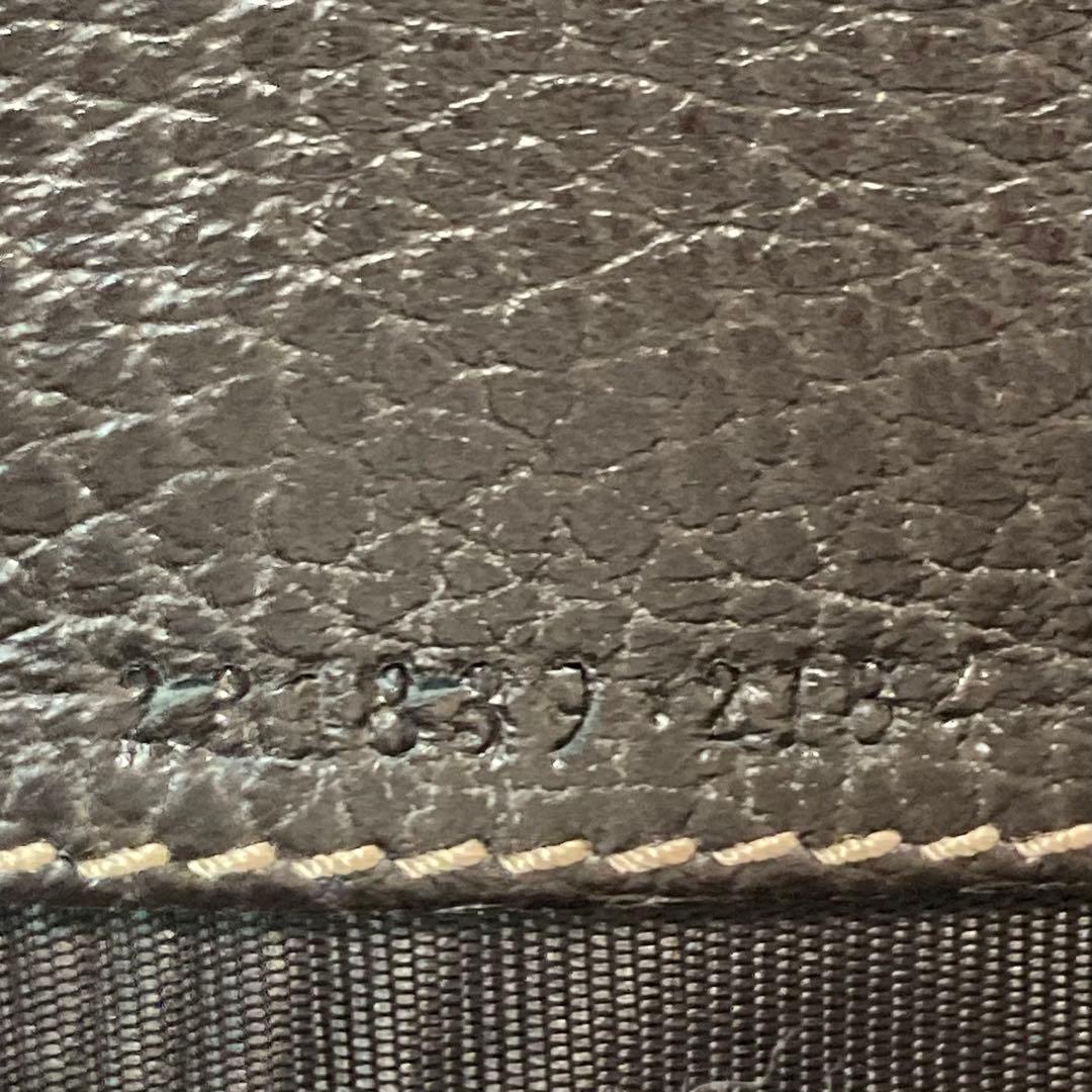 GUCCI グッチ GGクリスタル コーティング　キャンバス　二つ折り 長財布