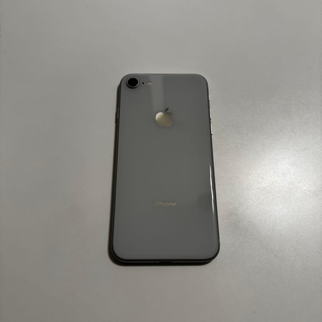 Apple iPhone8 64GB シルバー MQ792J／A