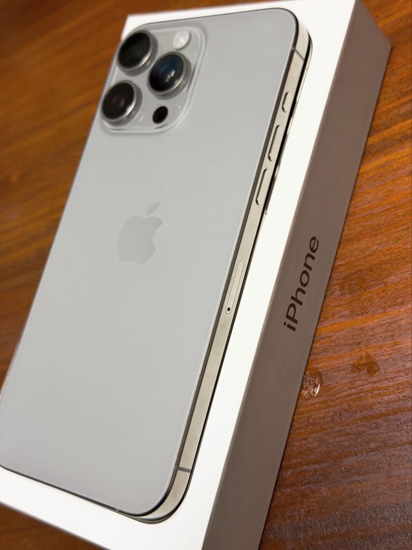 【デモ機/SIMフリー】iPhone15ProMax 256GBナチュラル