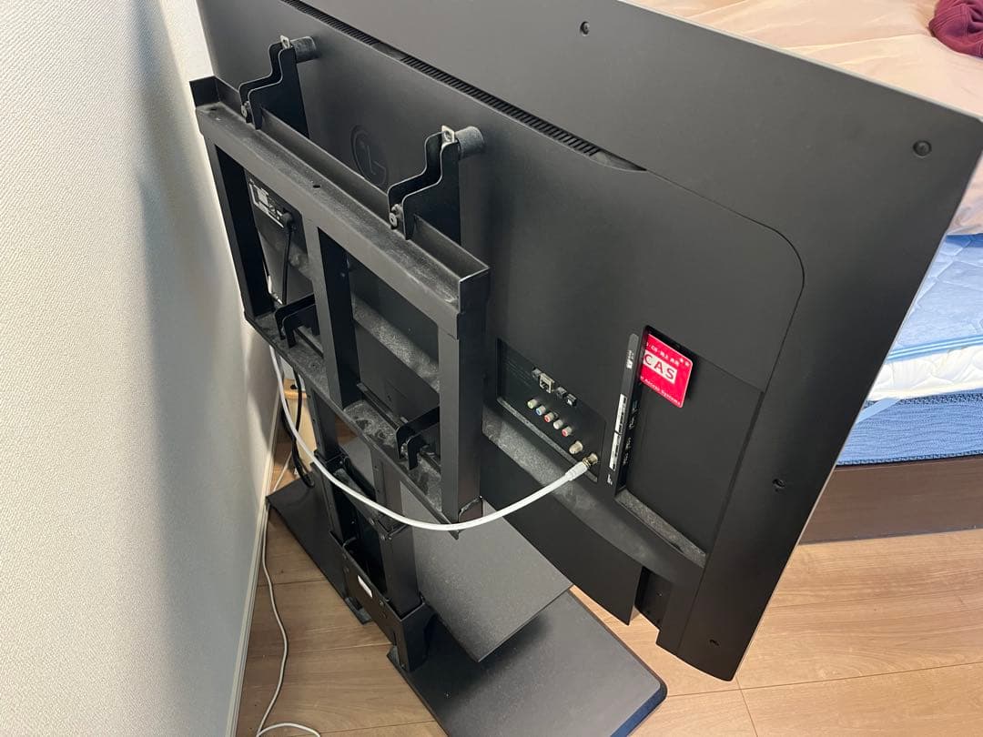 【美品】LG 49インチ 液晶テレビ (スタンド付き)49UF6900