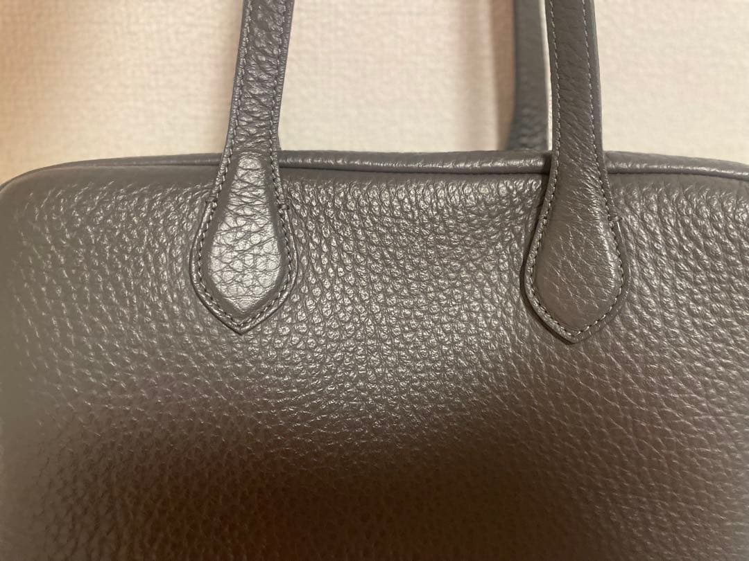 IACUCCI 完売アイテム⭐︎ダークグレーボストン型バッグ