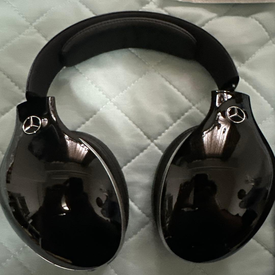 フ*ナ様 新品 未使用品 ベンツ ワイヤレス ヘッドホン iPhone Andr