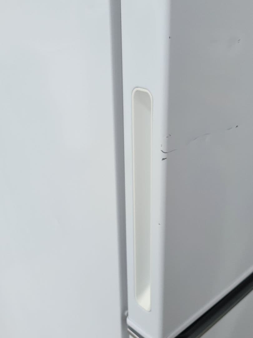 Hisense 3ドア冷凍冷蔵庫 282L HR-D2801W 2020年製