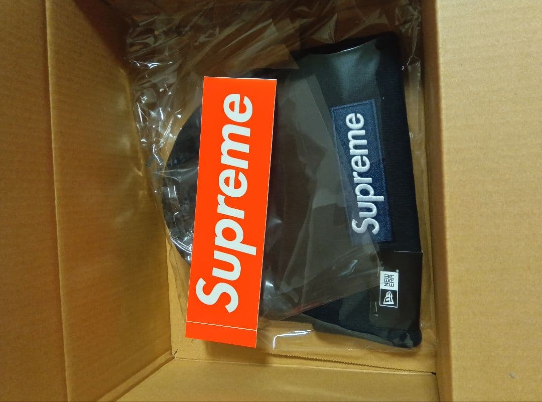 シュプリーム　ニューエラ　ボックスロゴ　ビーニー　ネイビー