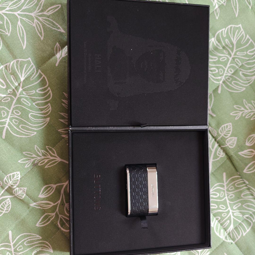 イヤホン BUTTONS CLIP