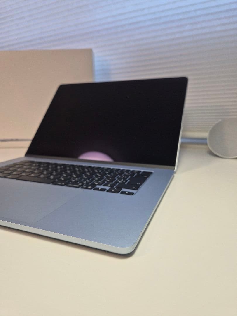 【美品】MacBook Air 15インチ M4 16GB スカイブルー