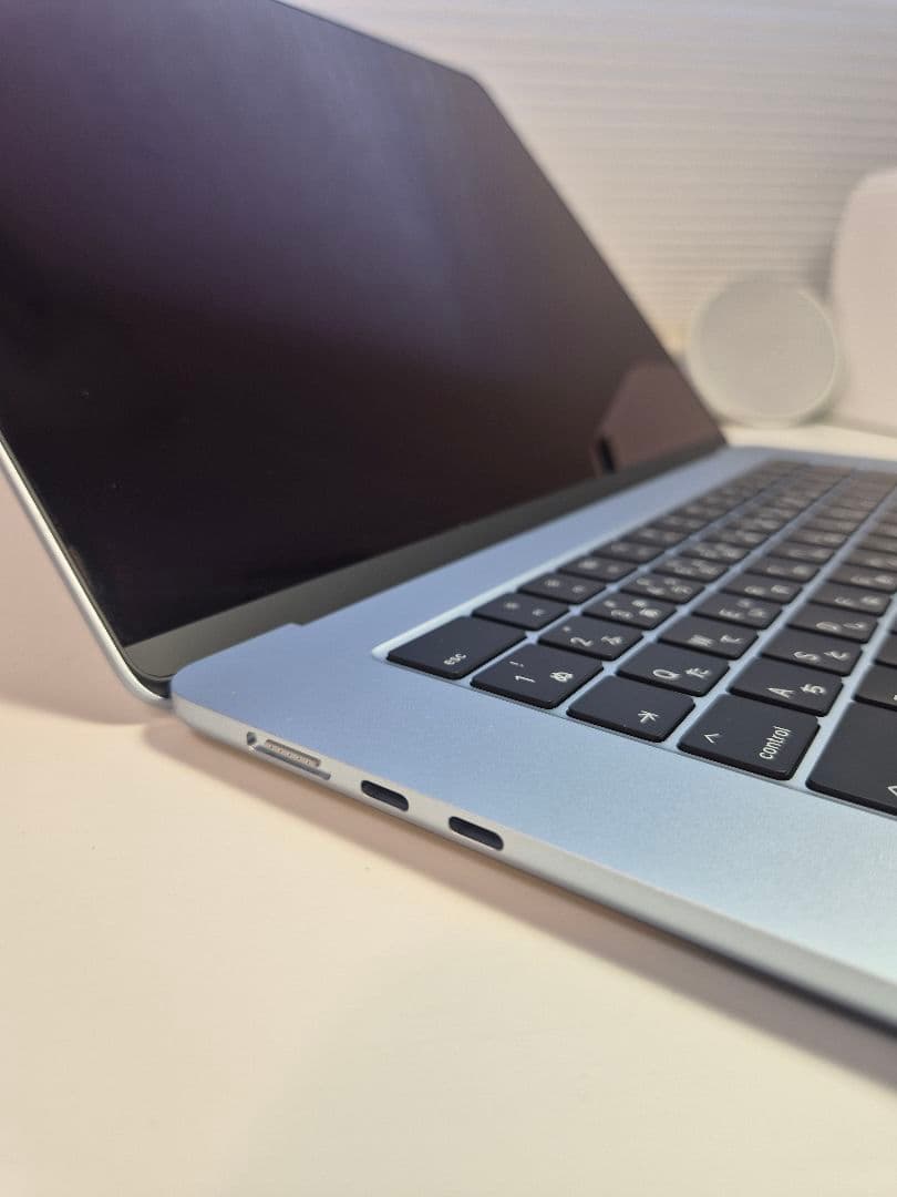 【美品】MacBook Air 15インチ M4 16GB スカイブルー