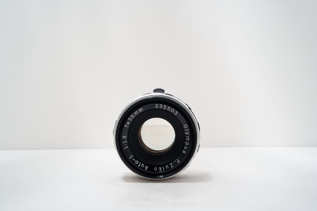 【美品フード付】OLYMPUS F.Zuiko Auto-S 38mm F1.8