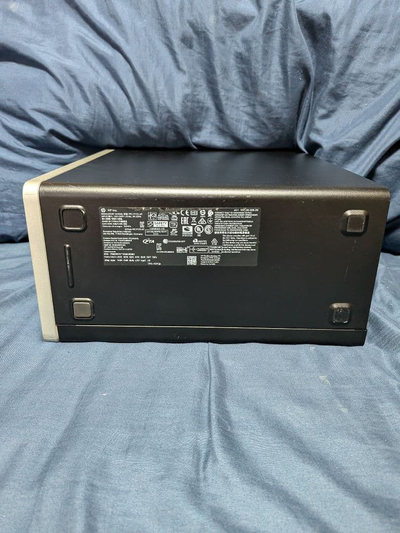 HP TPC-F123-MT　i7−9700 メモリ16GB SSD256GB