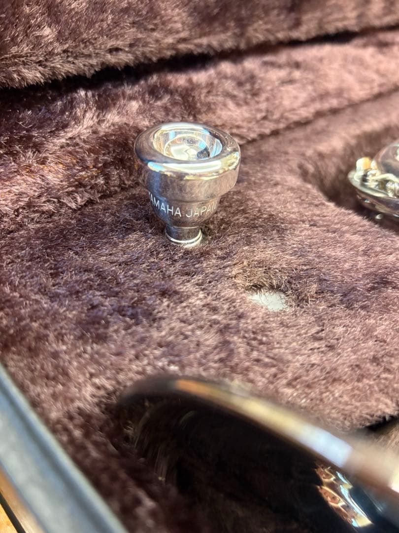 ヤマハ トランペット YTR-2335S ケース付