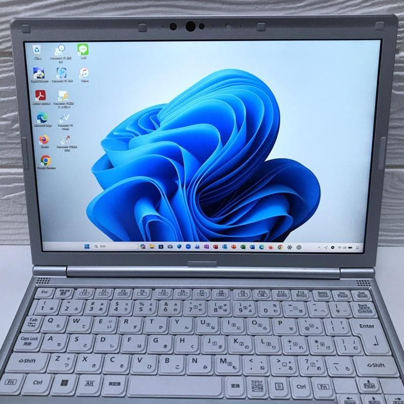 極美品》＊MS Offic2024認証/ 512GB /レッツノートCF-SV1