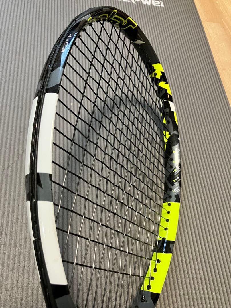 Babolat ピュアアエロ100 G3