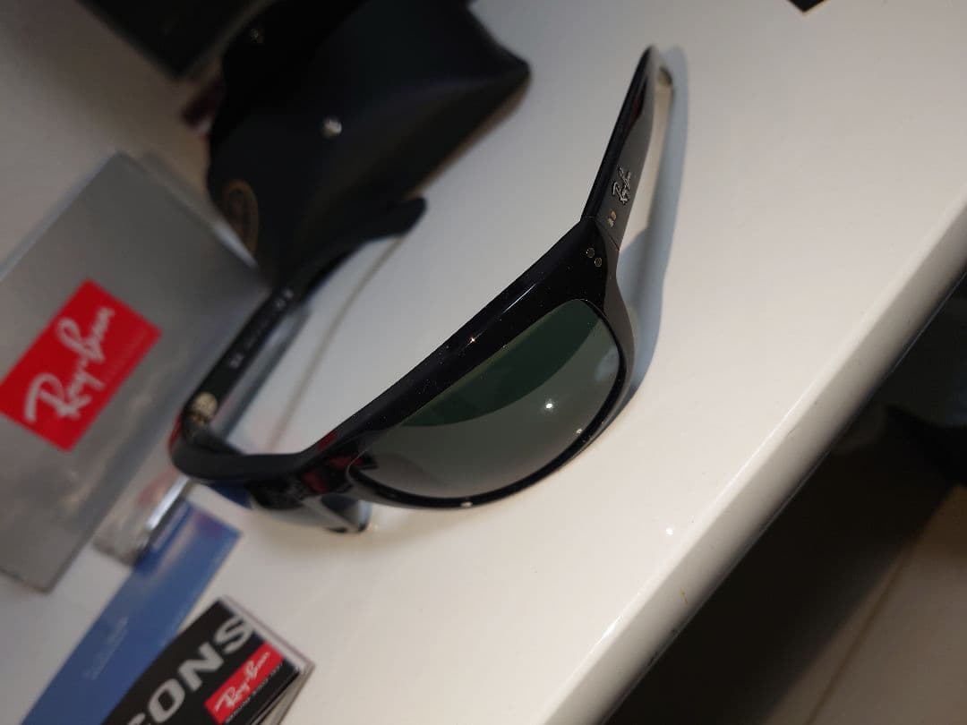 Ray-Ban サングラス ブラック