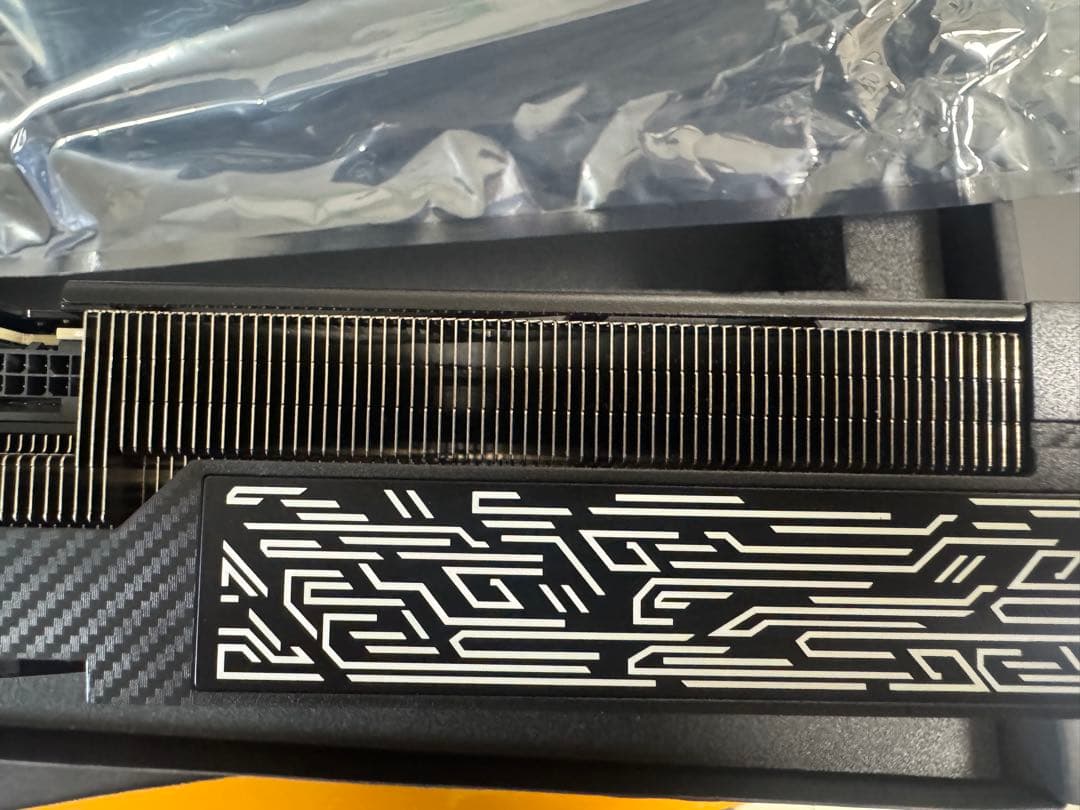 【中古美品】GALAKURO GeForce RTX 5080
