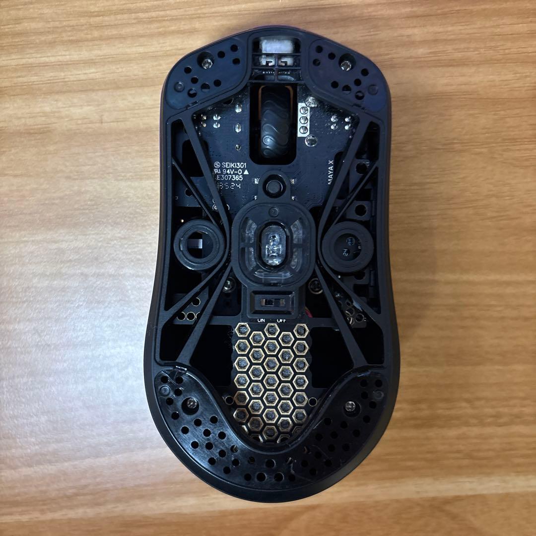 LAMZU MAYA X＋UNUSUAL WAY SPORTS BLACKFOX