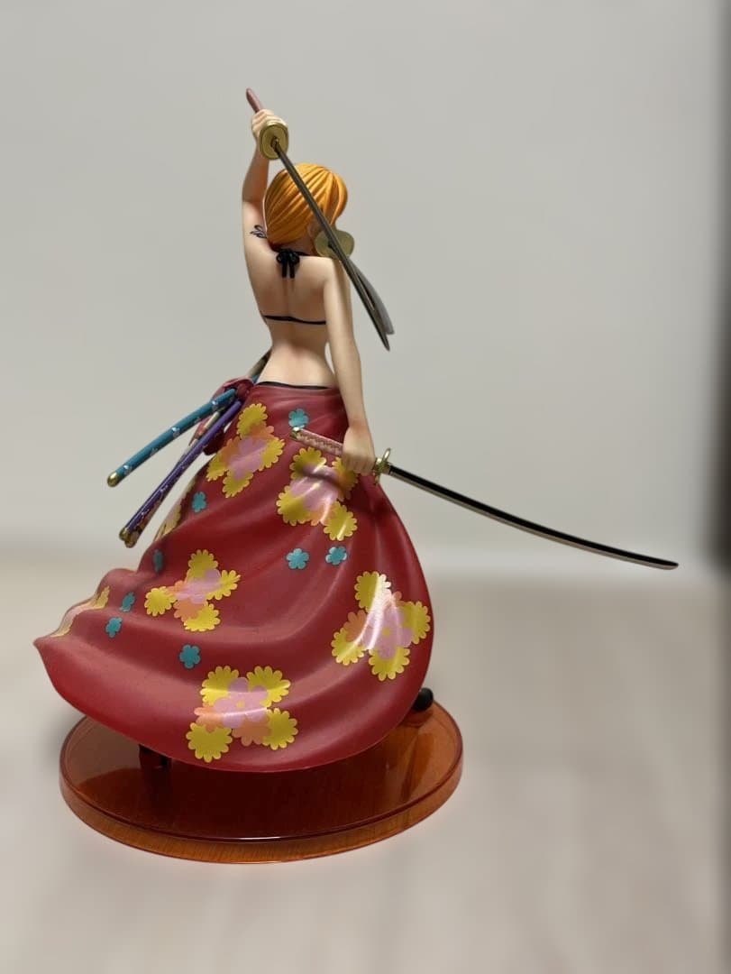 ゆ ワンピース magazine 夢の一枚 三刀流ナミ フィギュア