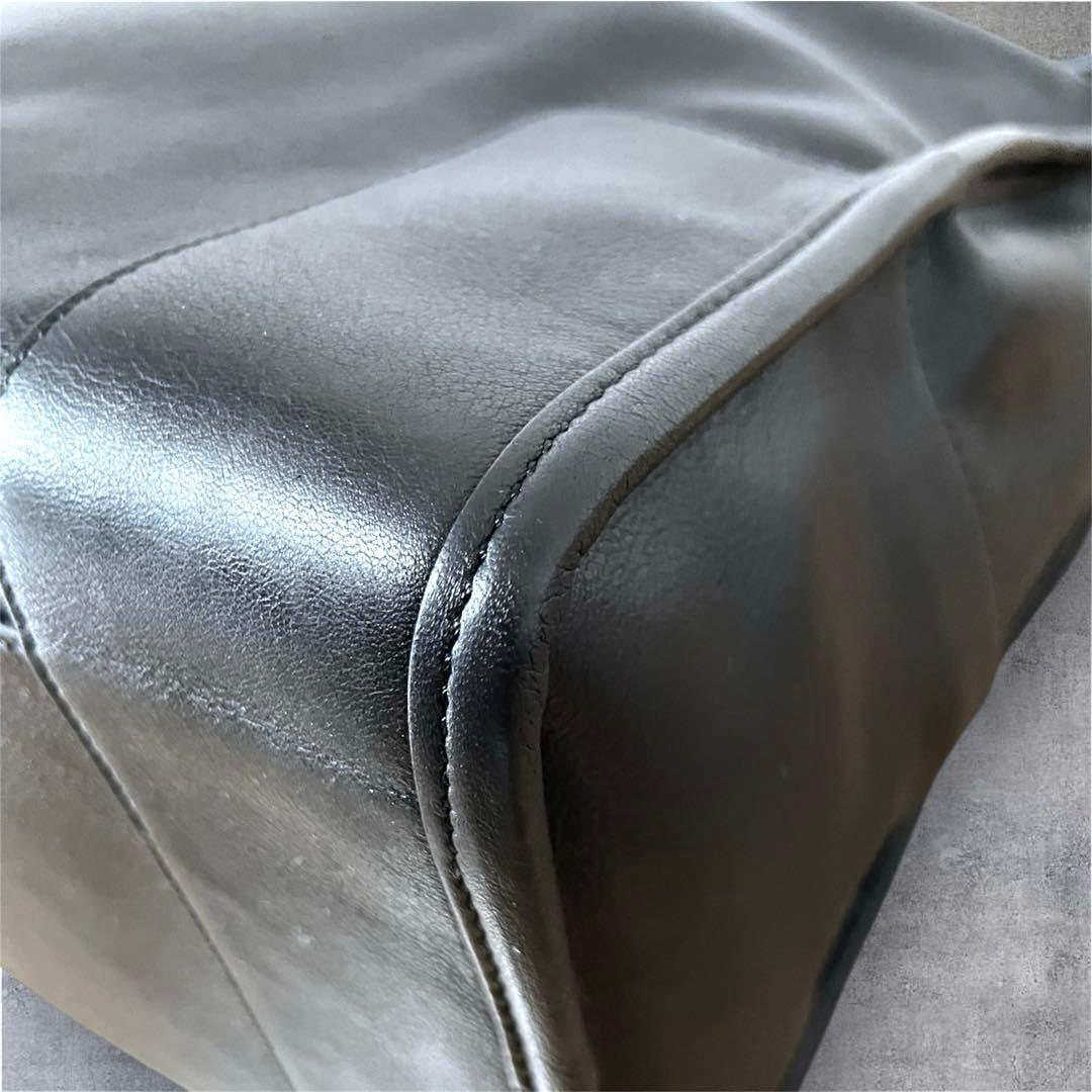 【美品】LOEWEロエベ アマソナ40ハンドバッグ ブラックゴールド アナグラム