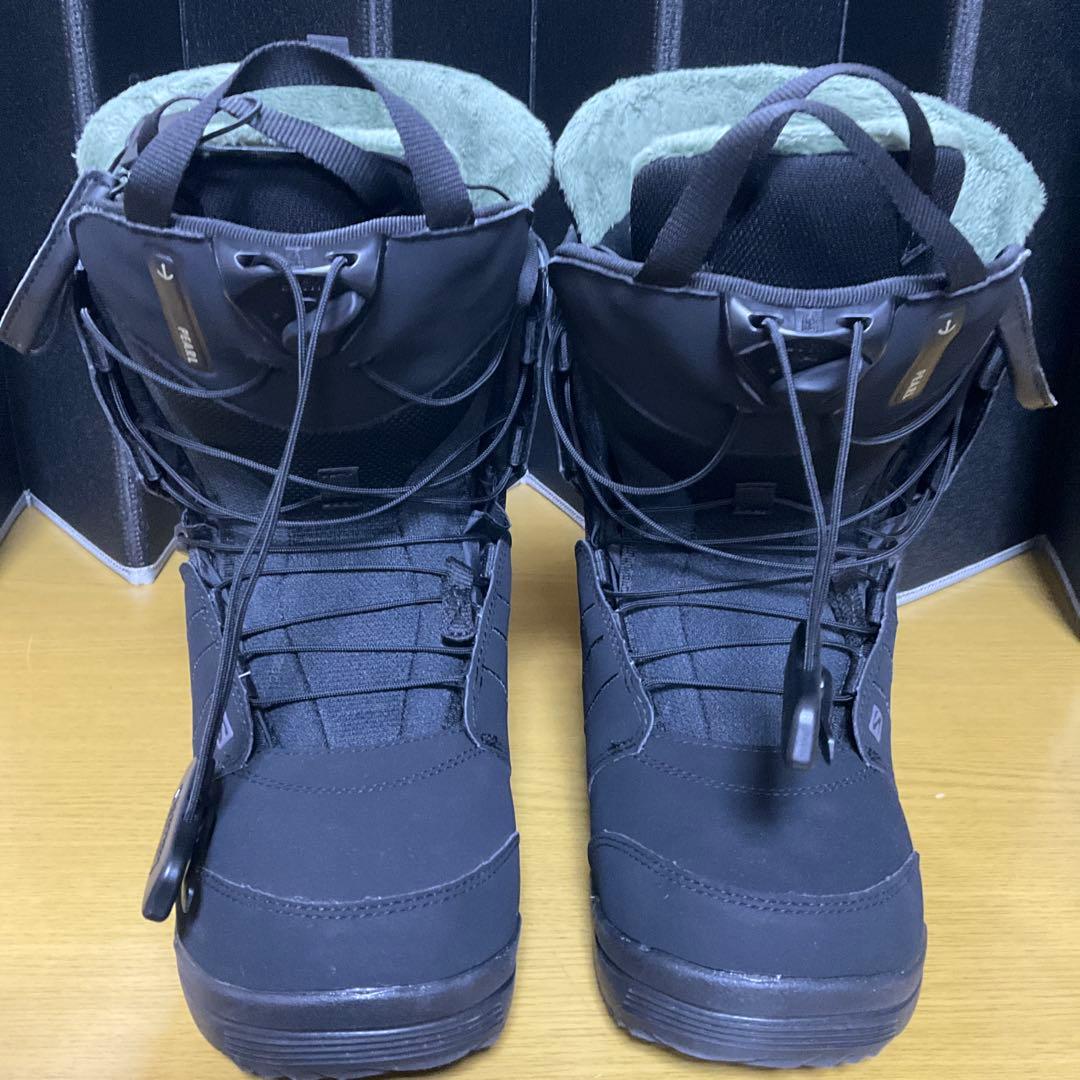 週末値下げ　SALOMON スノーボードブーツ ブラック　レディース　24cm