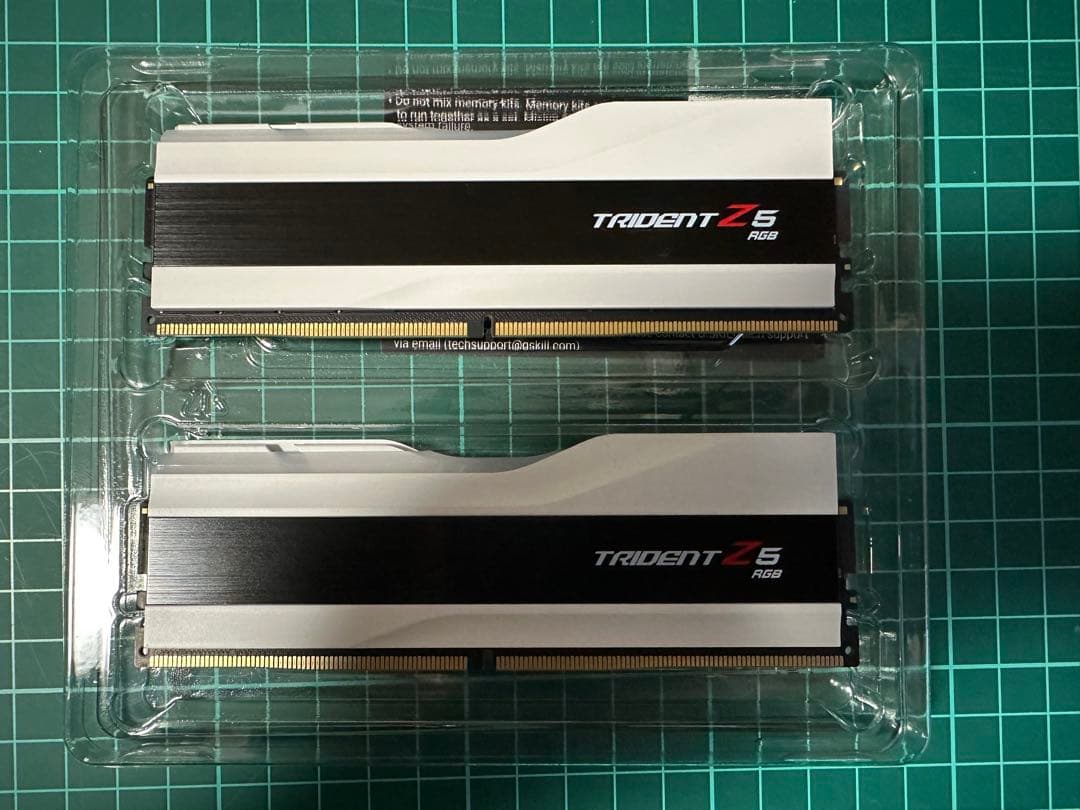 G.Skill DDR5 6400 Cl32 32GBx2 メモリ