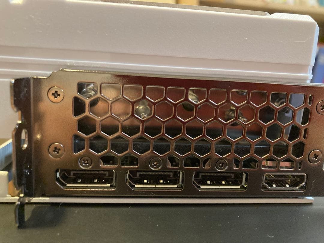 グラフィックボード・グラボ・ビデオカード PALIT GAMINGPRO White RTX 4070 Ti SUPER