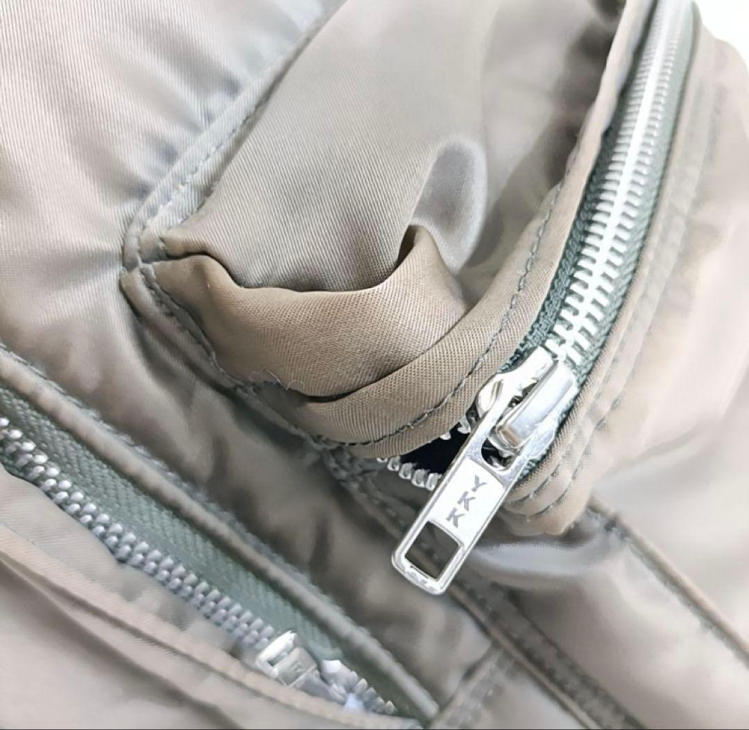 美品　シルバーporterタンカーリュック