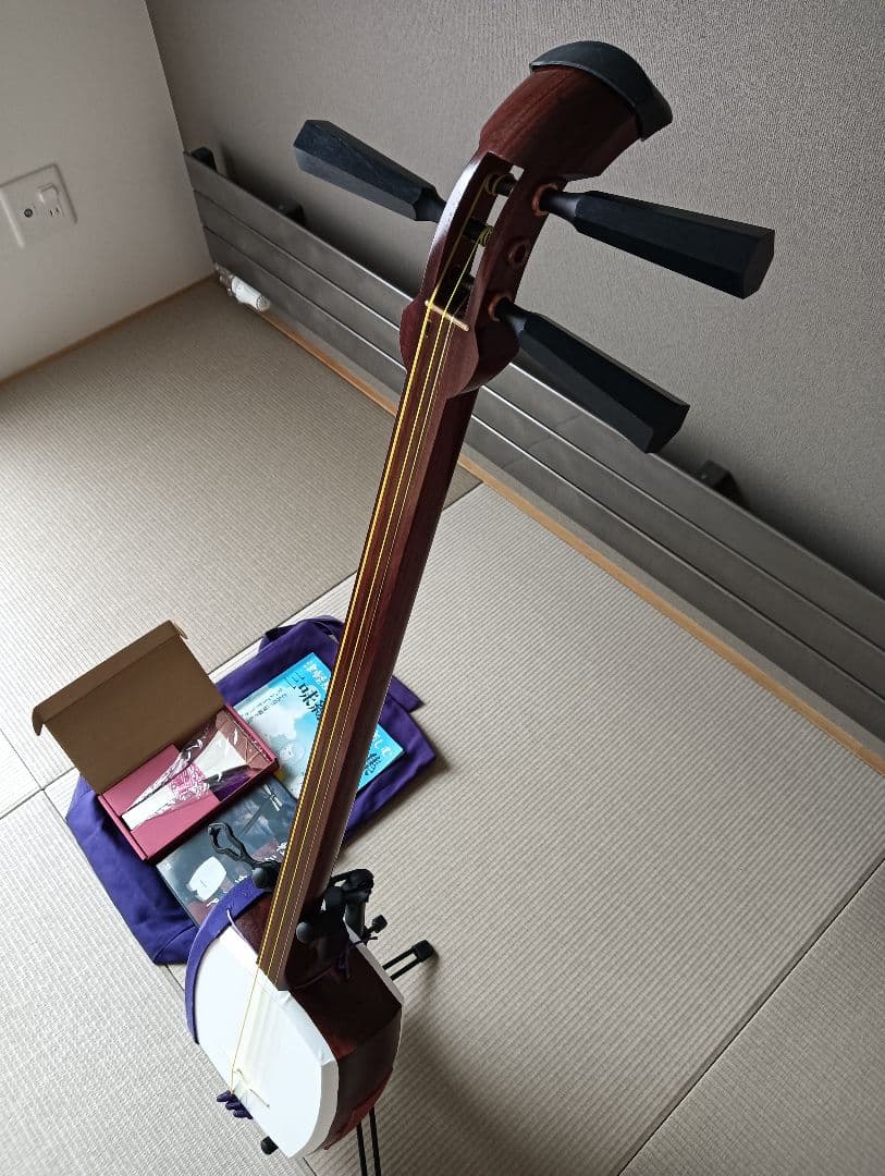 【美品】津軽三味線▪️太棹▪️東さわり付き▪️新品撥ほか
