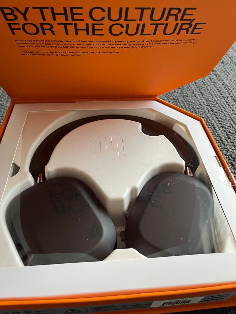 ワイヤレスヘッドフォン ブラック　新品未使用　MONDO BY DEFUNC