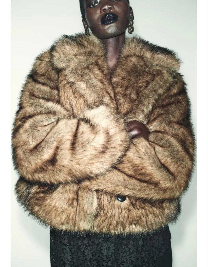 タグ付き新品★ZARAのショートフェイクファーコート★Sサイズ★ブラウン色★完売