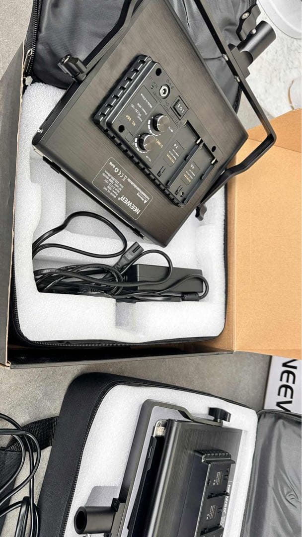 【タイムセール】NEEWER 2パック 660 LEDビデオライトとスタンドキッ